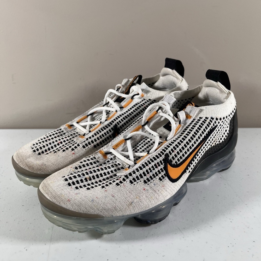 Nike Air VaporMax 2021 Flyknit Shoes Kumquat-Black DM0025-101 Men's Size 7.5 - Picture 1 of 9